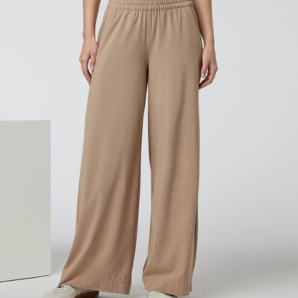 Vuoti Villa Wideleg in Goldenrod - Picture 2 of 4